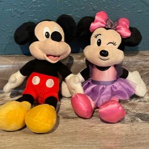 Disney’s Mickey and Minnie plushies with good condition